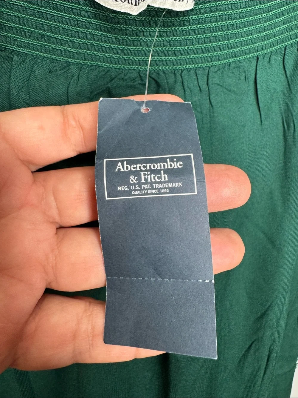 Abercrombie & Fitch Green Floral Long-Sleeve Smocked Dress. Size L - Picture 7 of 16